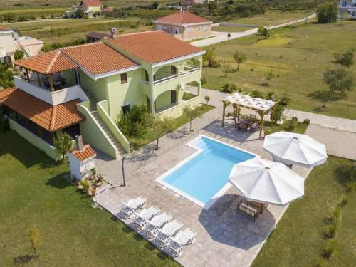 Charming 2-Bed Apartment