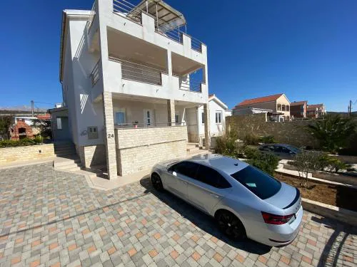 Apartments Maris