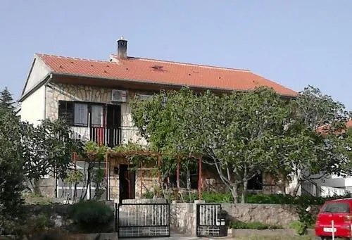 Apartments with parking space Maslenica, Novigrad - 11089