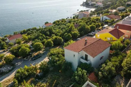 Cozy Apartments Marko in Maslenica just 230 m from the beach