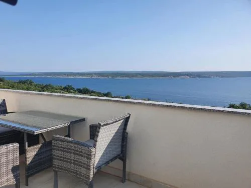 Modern Seeview Apartment Maslenica with Free WIFI, Free PARKING, 300m from Beach
