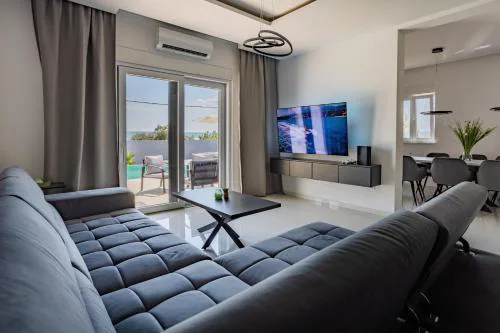Villa Shark Maslenica