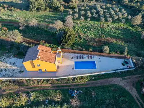 Villa Florina Ninski Stanovi
