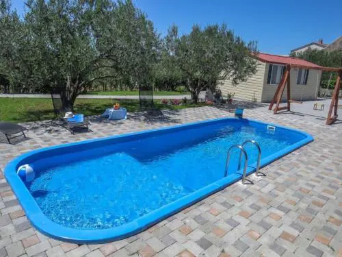 Alluring Mobile Homes in Pako tane near Sea beach