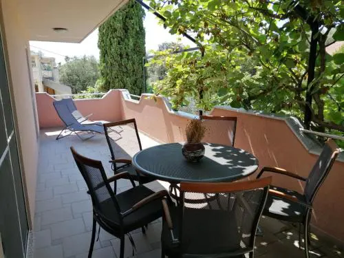 Apartman 2 Punta Pakoštane