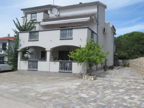 Apartmani Di-Ana