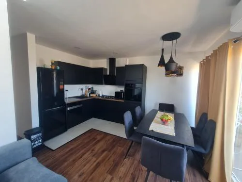 Apartmani Lola