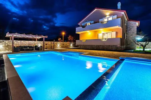 MY DALMATIA - Luxury Villa Escape with private pool, game room and home gym