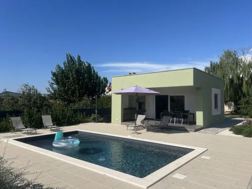 Villa Ispo Volta