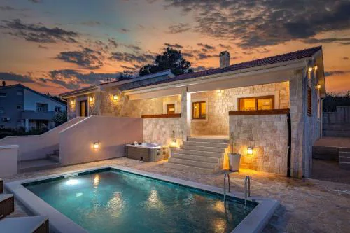 Ferienhaus In Pridraga Mit Privatem Pool