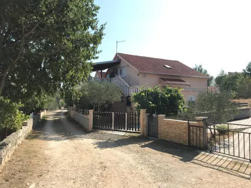 Villa Bubamara