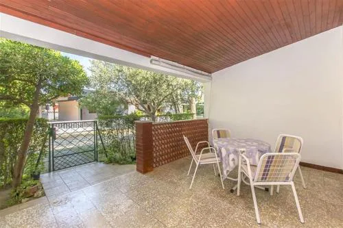 Apartment Barby near the sandy beach - by TA Leut Agency