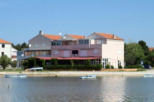 Apartments by the sea Privlaka, Zadar - 6207