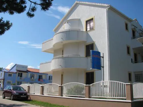Apartments with parking space Privlaka, Zadar - 11461