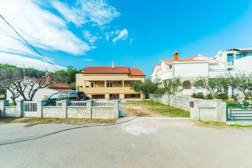 Apartments with parking space Privlaka, Zadar - 14492