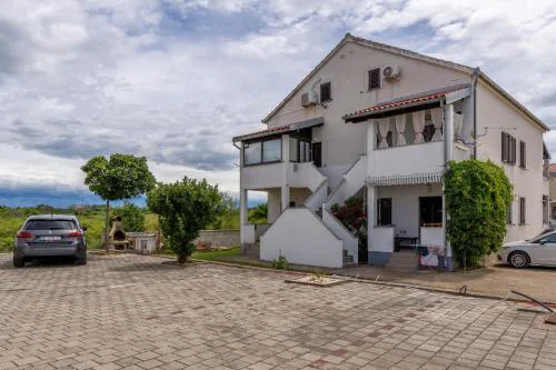 Apartments with parking space Privlaka, Zadar - 23483