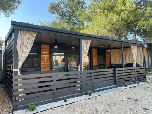Mobile home 4US