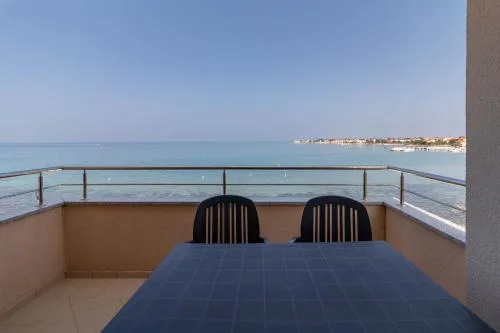 NEW! Beachfront apartment with seaview - TA Leut Agency
