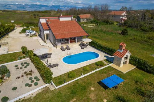 Villa Paulina with a heated pool- by TA Leut Agency