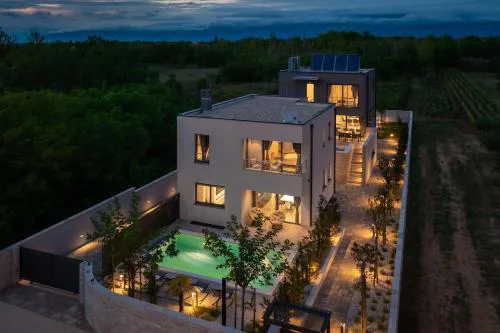 Villa Tina