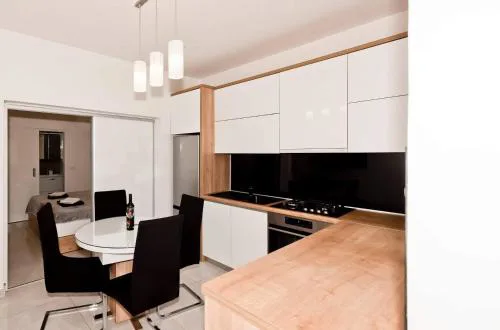Apartment White Pearl