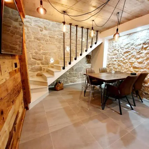 Sani Holiday House