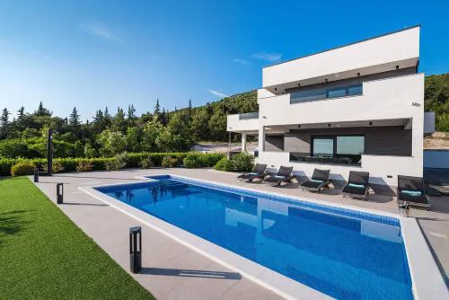 MY DALMATIA - Luxury villa Burra with private pool, jacuzzi and sports court