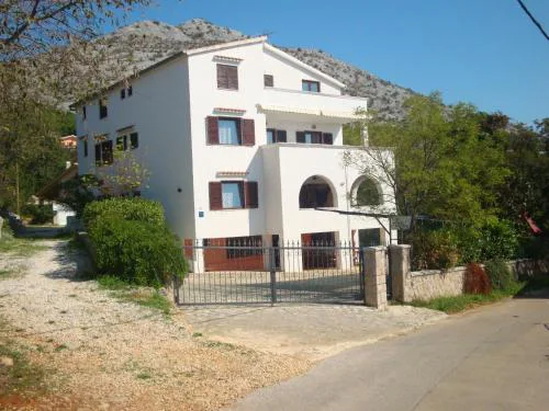 Apartments Vukelić