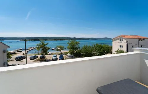 Stunning Apartment In Turanj With Wifi