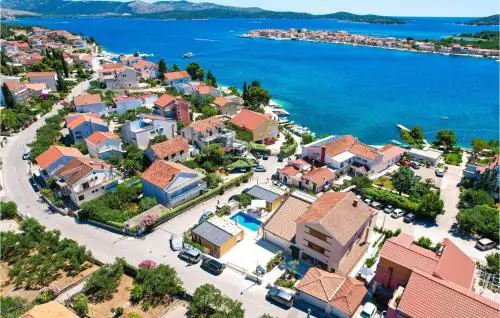 2 Bedroom Gorgeous Home In Brodarica