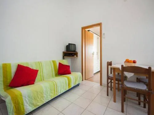 Apartment in ibenik near Adriatic Beaches