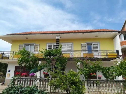 Apartments with parking spaces Grebastica, Sibenik - 4312