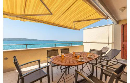Beautiful Apartment In Brodarica