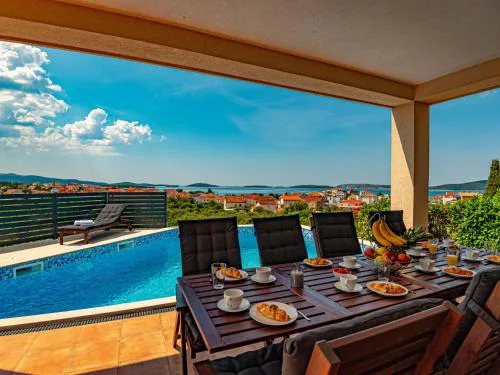 Holiday Home Paola by Interhome