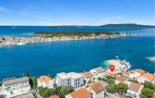 Stunning Apartment In Brodarica