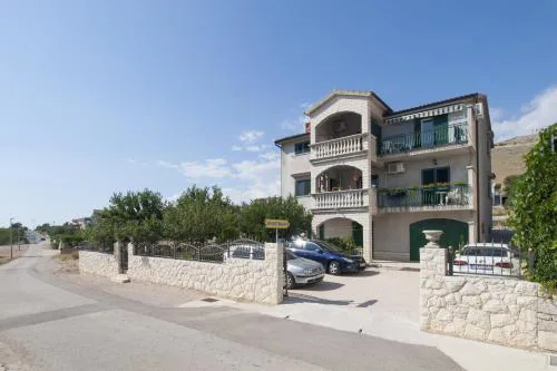 Apartments with parking space Grebastica, Sibenik - 11572