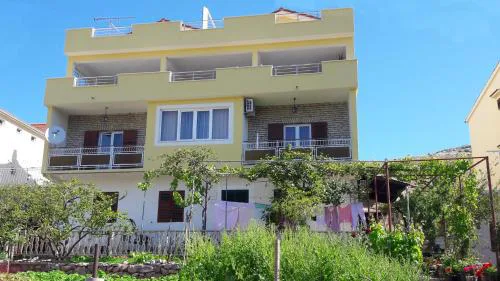 Apartments with parking space Grebastica, Sibenik - 13365