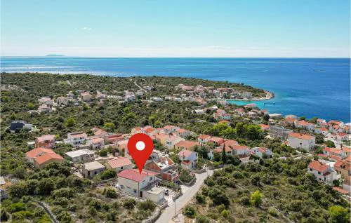 1 Bedroom Lovely Apartment In Kanica
