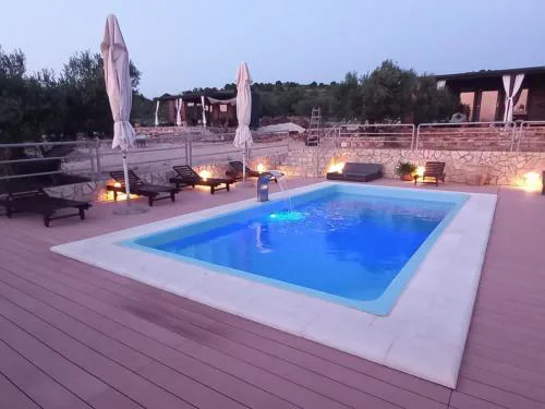 Apartment Strandhaus Sofia - Ferienanlage Bain- Žut - Kornati by Interhome