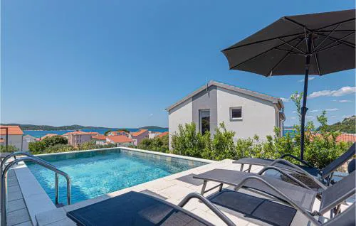 Beautiful Home In Zaboric