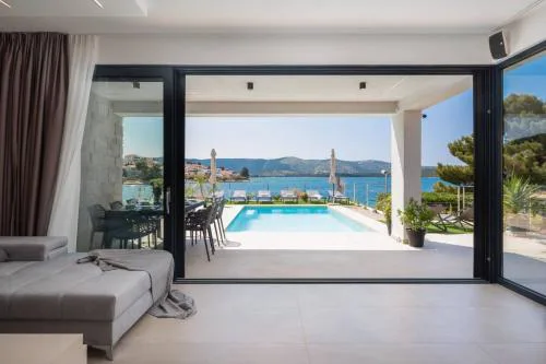 Luxury Seaside Villa L'Amour with pool in Sibenik - Zaboric
