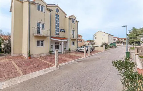 1 Bedroom Gorgeous Apartment In Vodice