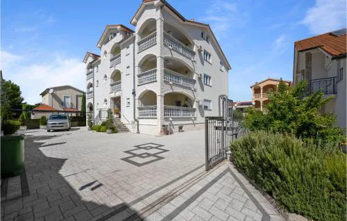 2 Bedroom Awesome Apartment In Vodice