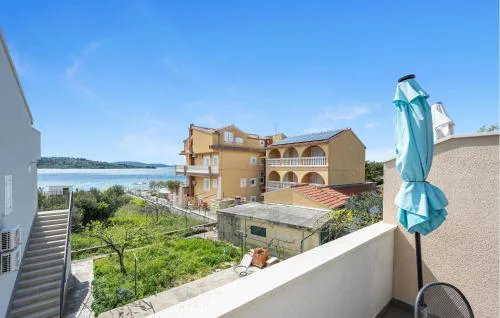 2 Bedroom Stunning Apartment In Vodice