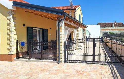 Cozy Apartment In Vodice