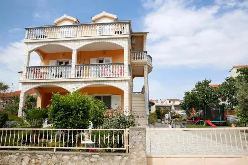 Apartman Elena II kat