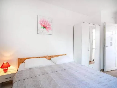 Tranquil apartment in Vodice town center