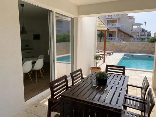 Apartment in Vodice with terrace, air conditioning, WiFi, dishwasher, Pool 4932-3