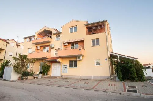 Apartment Monika