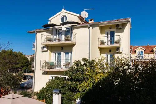 Apartments Ivica